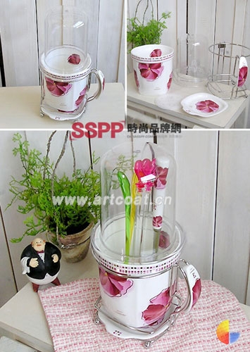 清婉惬意的印花餐具