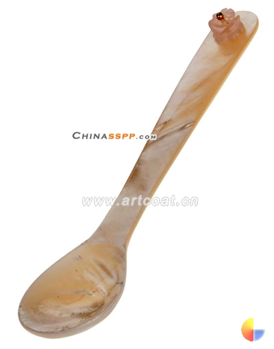别致的玉石贝壳餐具