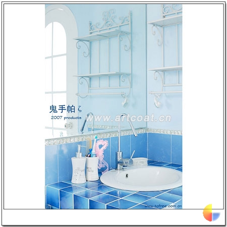 新婚夫妇巨资打造浪漫爱琴海水晶船屋