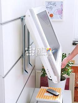 巧用电视背景墙 十步发掘客厅新空间