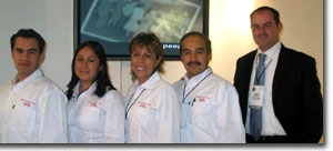 杜邦钛白科技代表(左至右) Jose Manuel Morales, Irma Gomez, Patricia Esperanza, Juan Gomez 和Joaquin Corres.